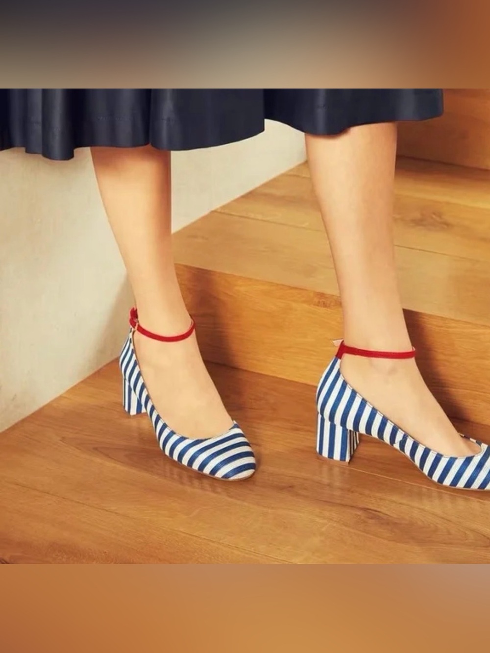 LK Bennett | Hadley closed courts pumps in Blue red  White Striped
